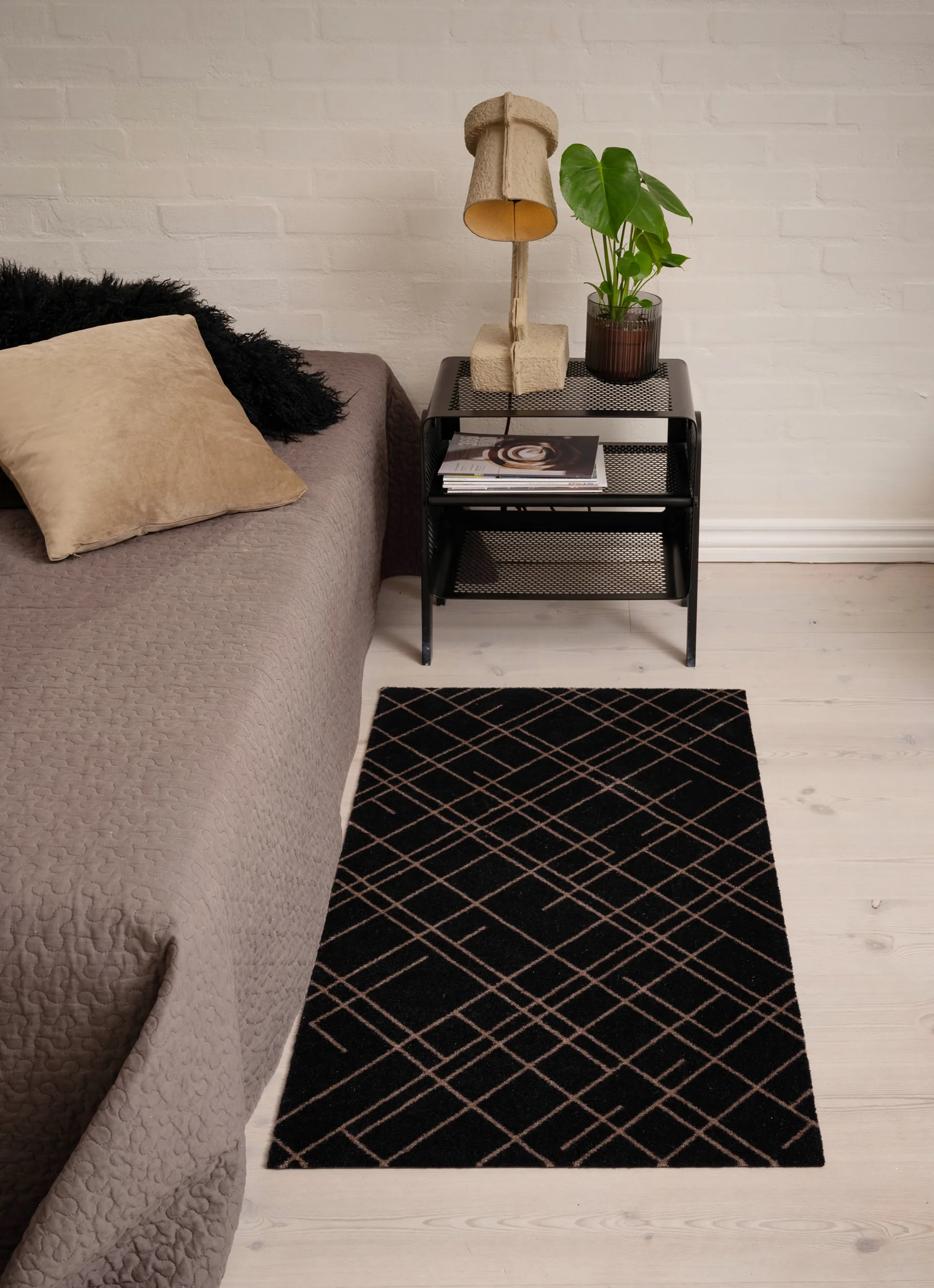 Tica hylly small, Black tica copenhagen