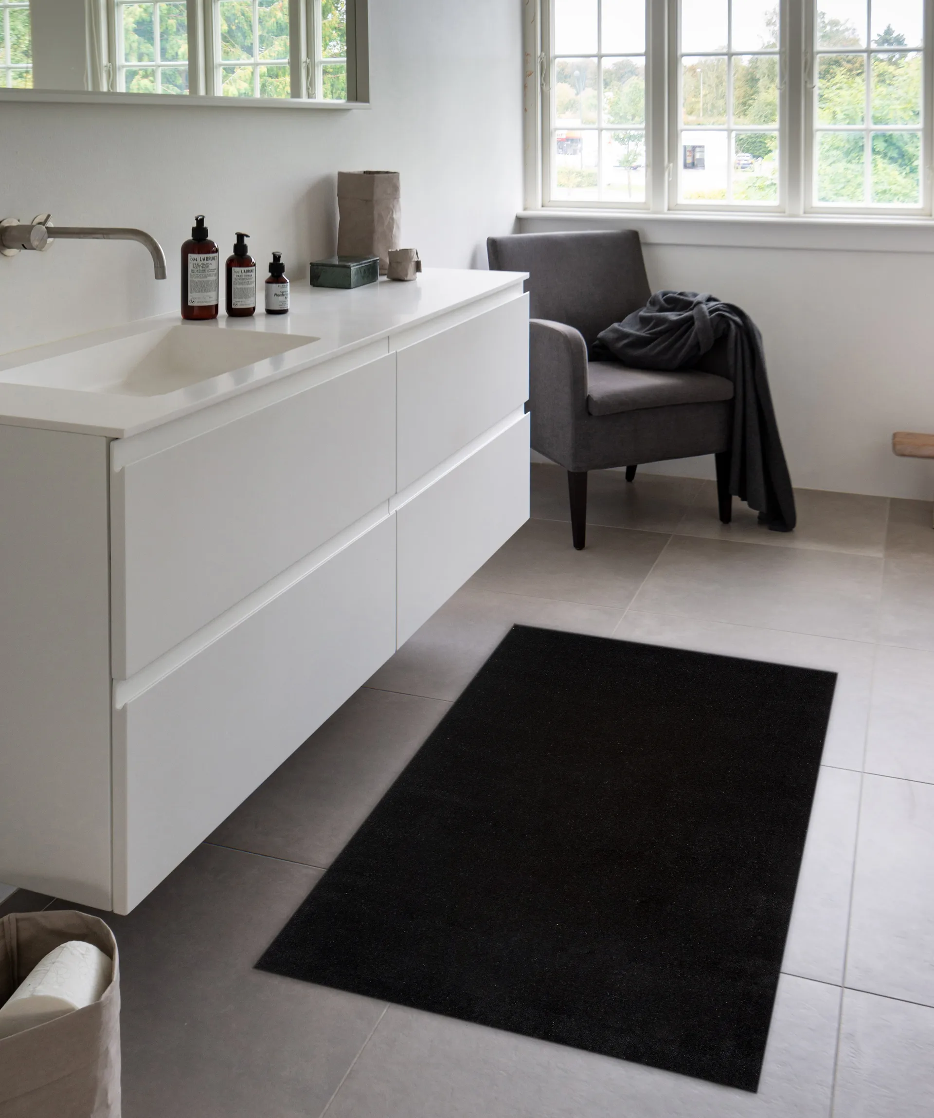 Unicolor käytävämatto, Black, 90 x 130 cm tica copenhagen