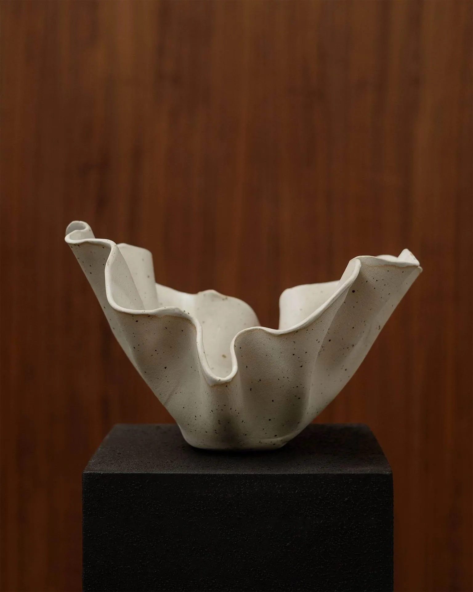 Amnell veistos, Beige, 29x18 cm Tinted