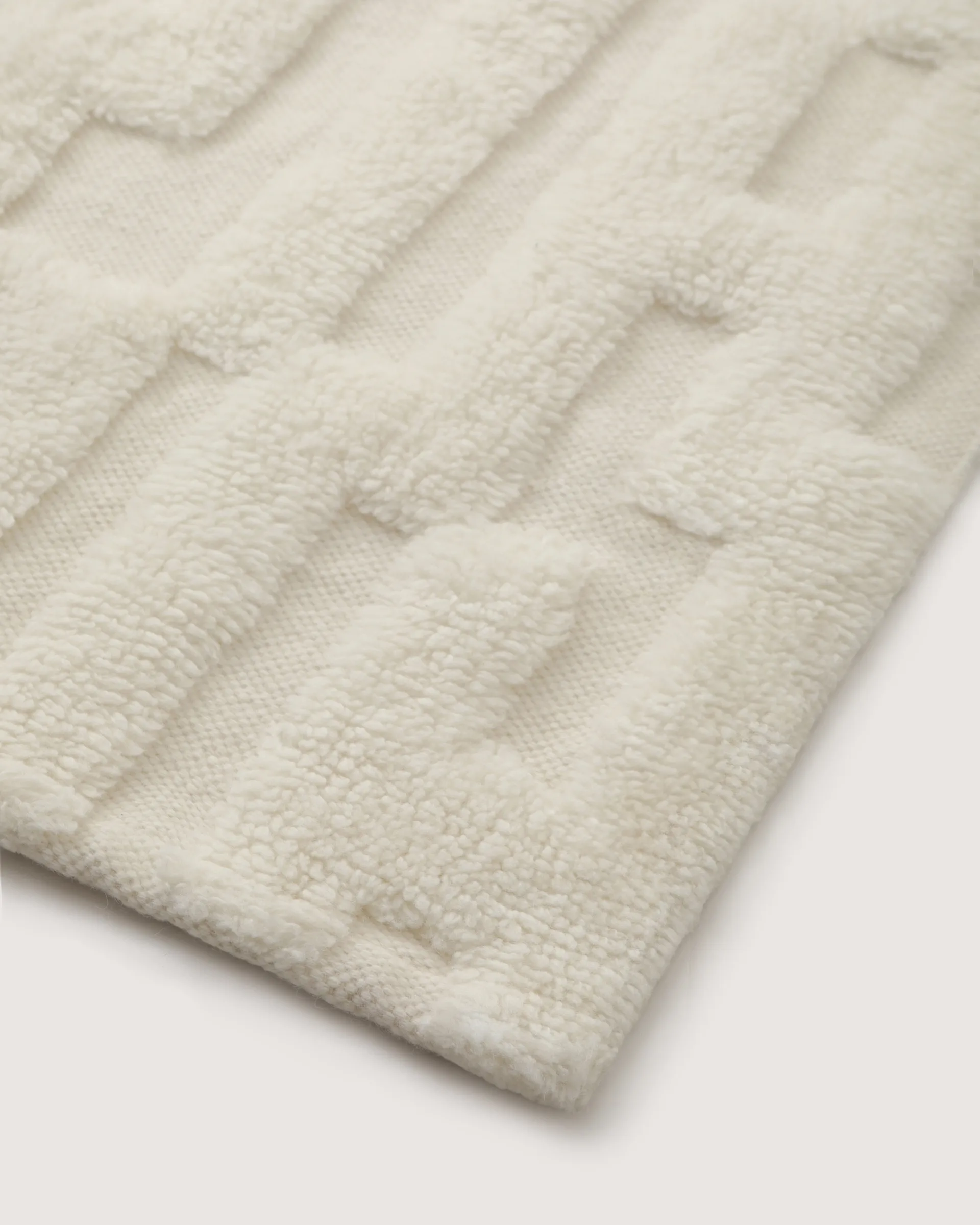 Bielke villamatto 200x300 cm, Offwhite Tinted