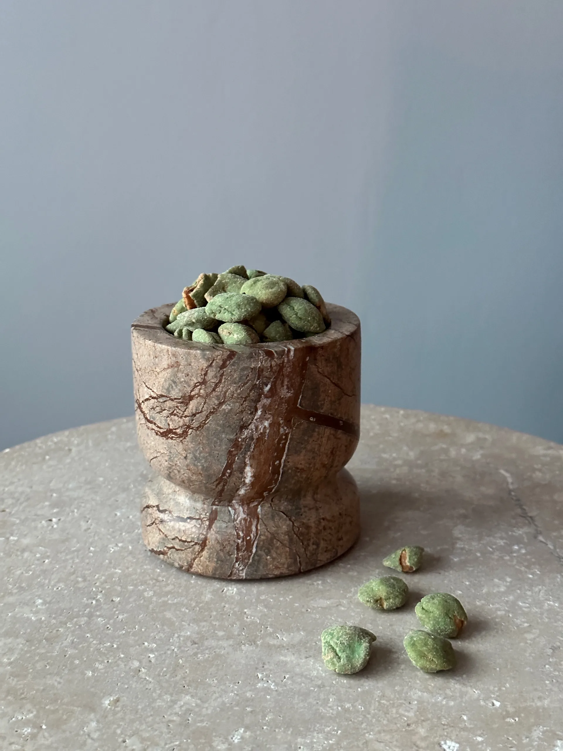 Dahl-kulho, Red stone Tinted