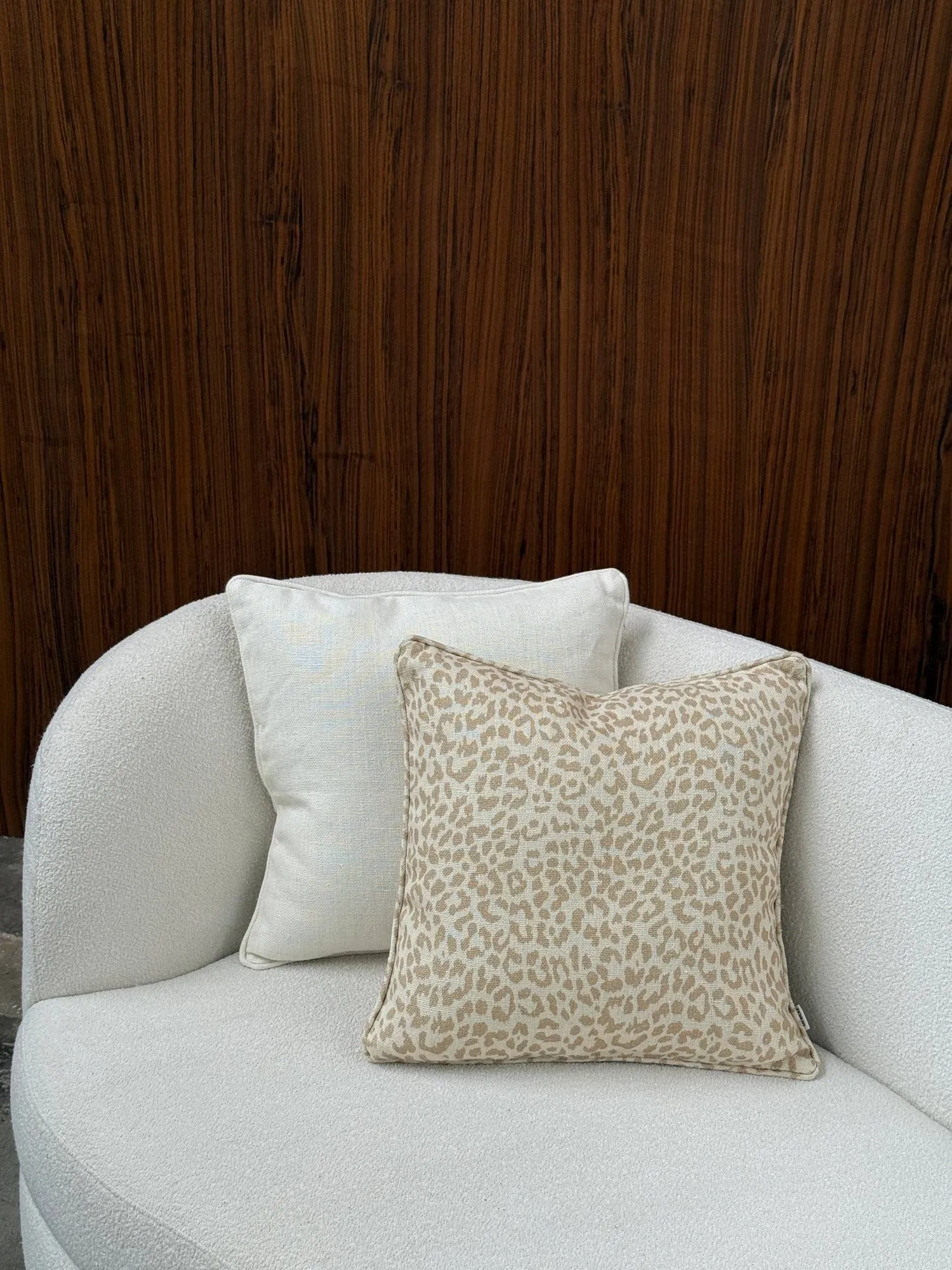 Norell koristetyyny, Leopard beige–off white, 50x50 cm Tinted