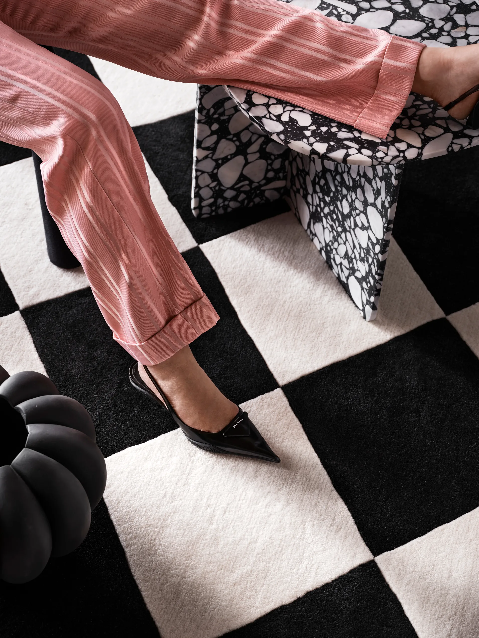 Tenman villamatto 250x350 cm, Black-white Tinted