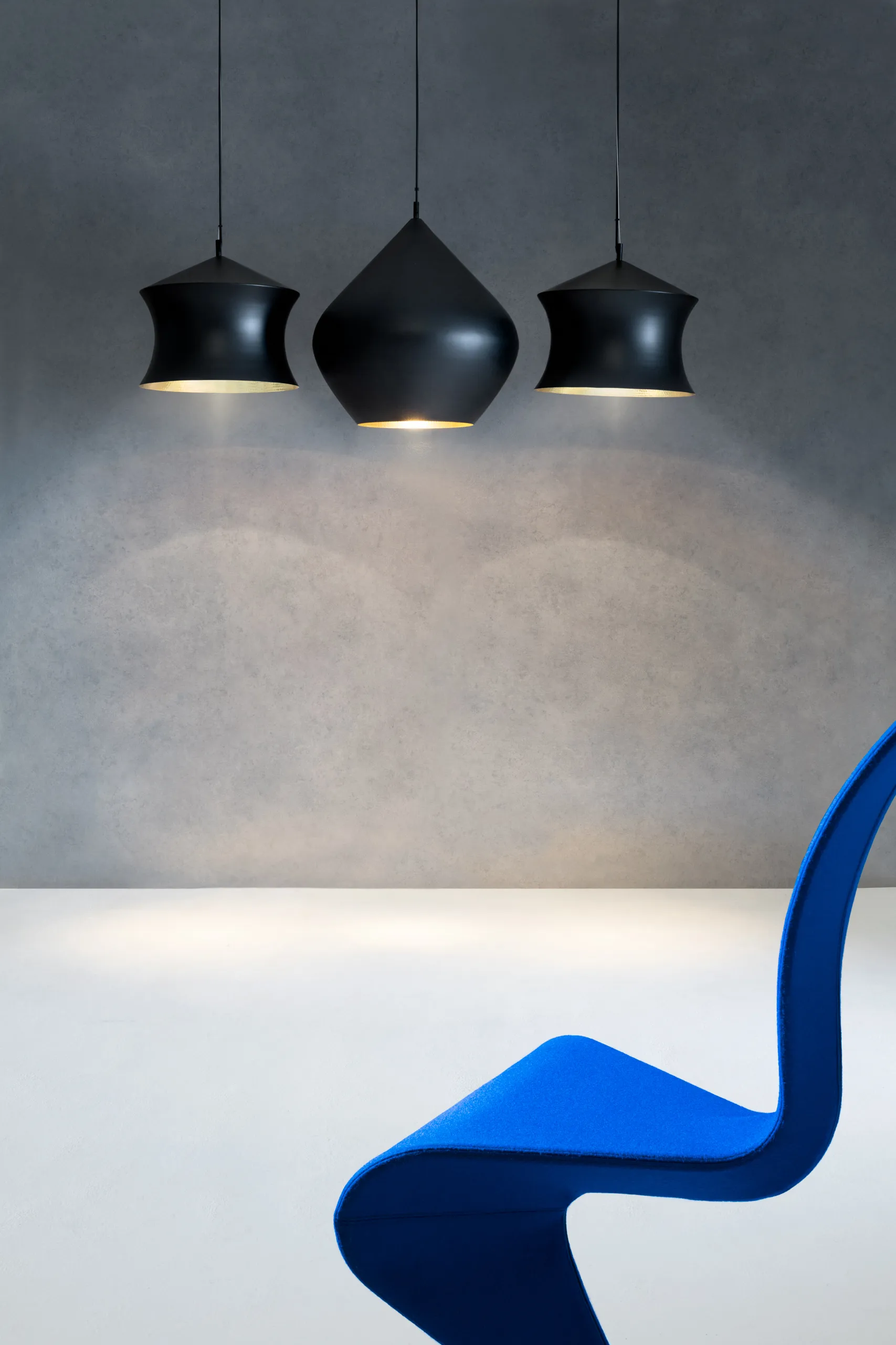 Beat Waist riippuvalaisin LED Ø41,2 cm, Musta Tom Dixon