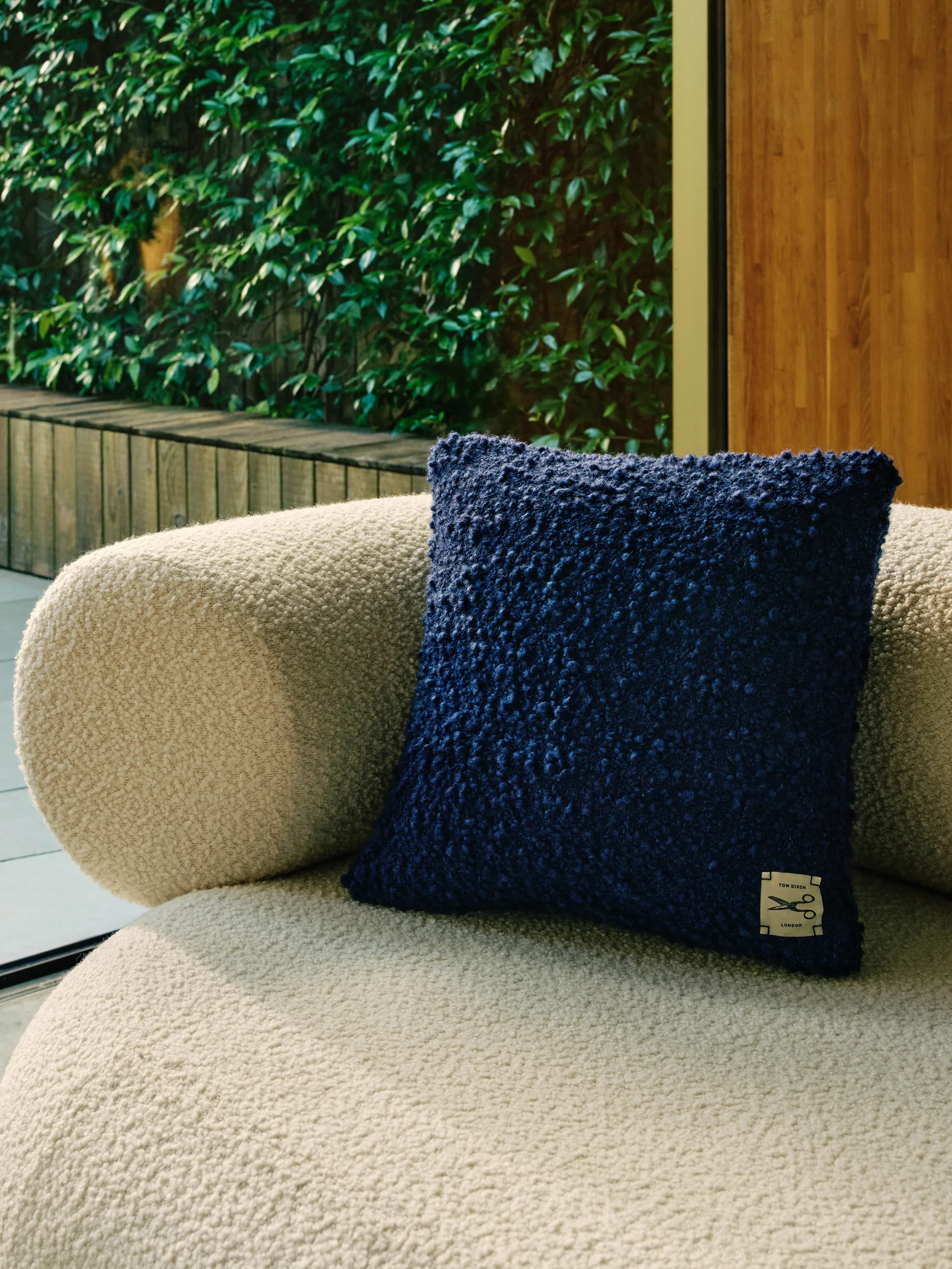 Bobble tyyny 45x45 cm, Sininen Tom Dixon