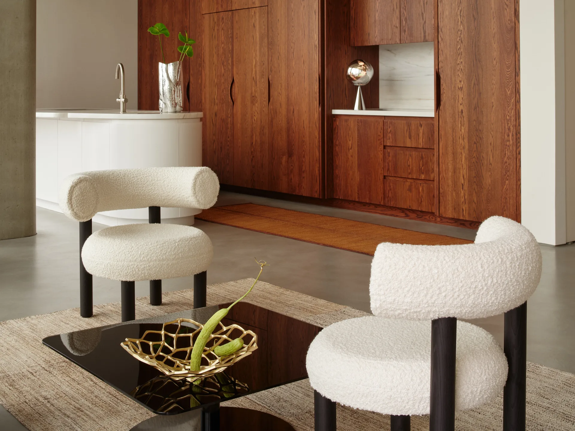 Bone kulho, Messinki, L Tom Dixon