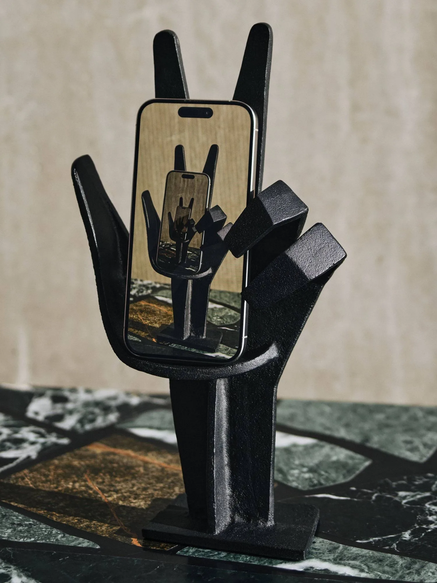 Cast Iron -käsi, Black, 29,8x6,5 cm Tom Dixon