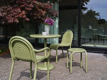 Groove kahvipöytä pyöreä - Moss, Ø70 cm - Tom Dixon