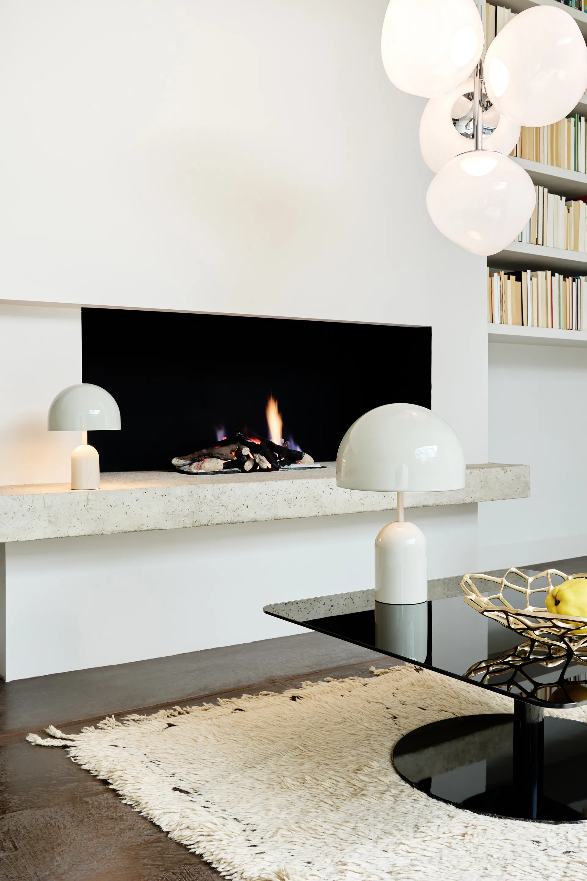 Melt Chandelier pieni kattokruunu LED 103 cm, Opal-silver Tom Dixon