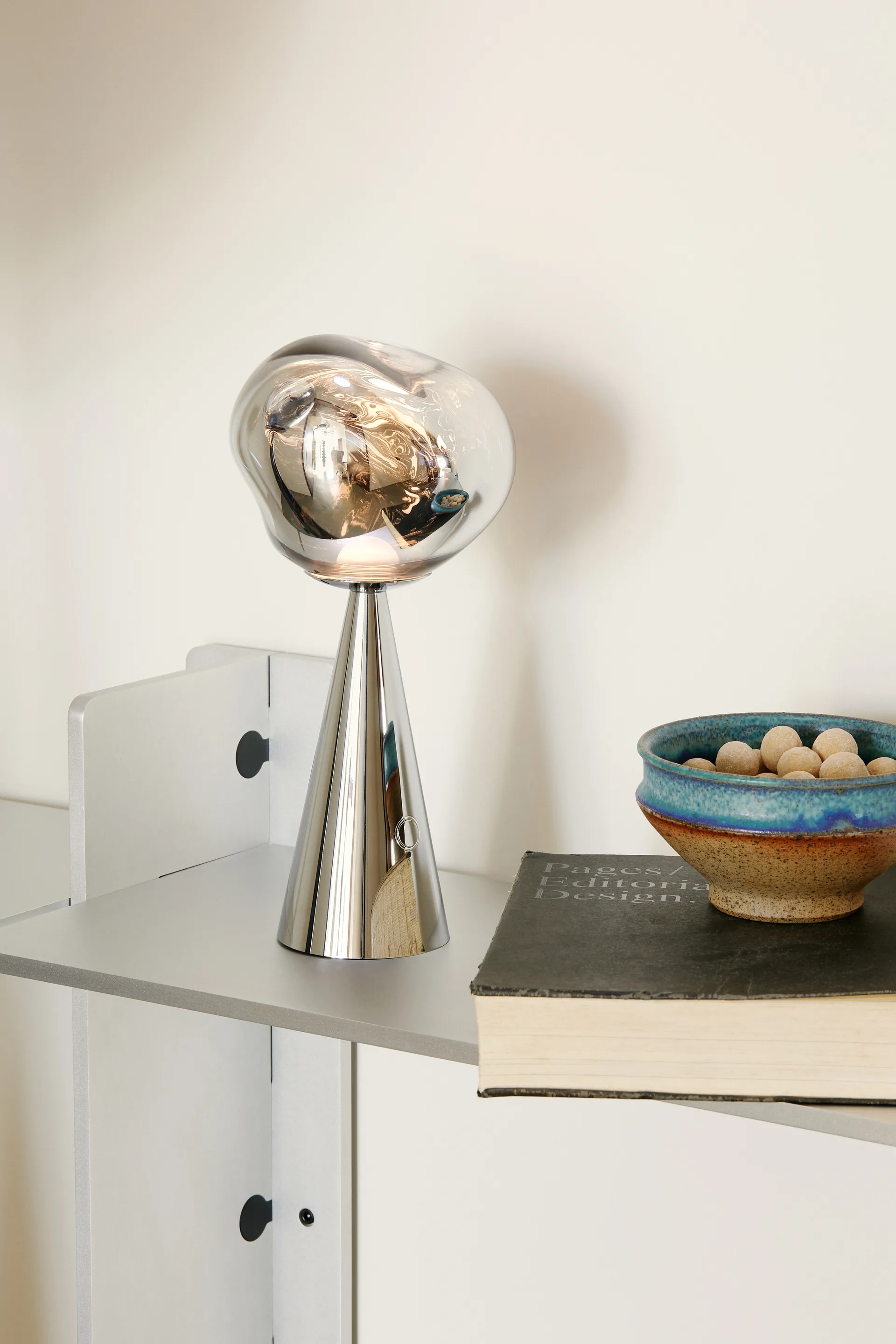 Melt Portable LED -pöytävalaisin 28,5 cm, Hopea Tom Dixon