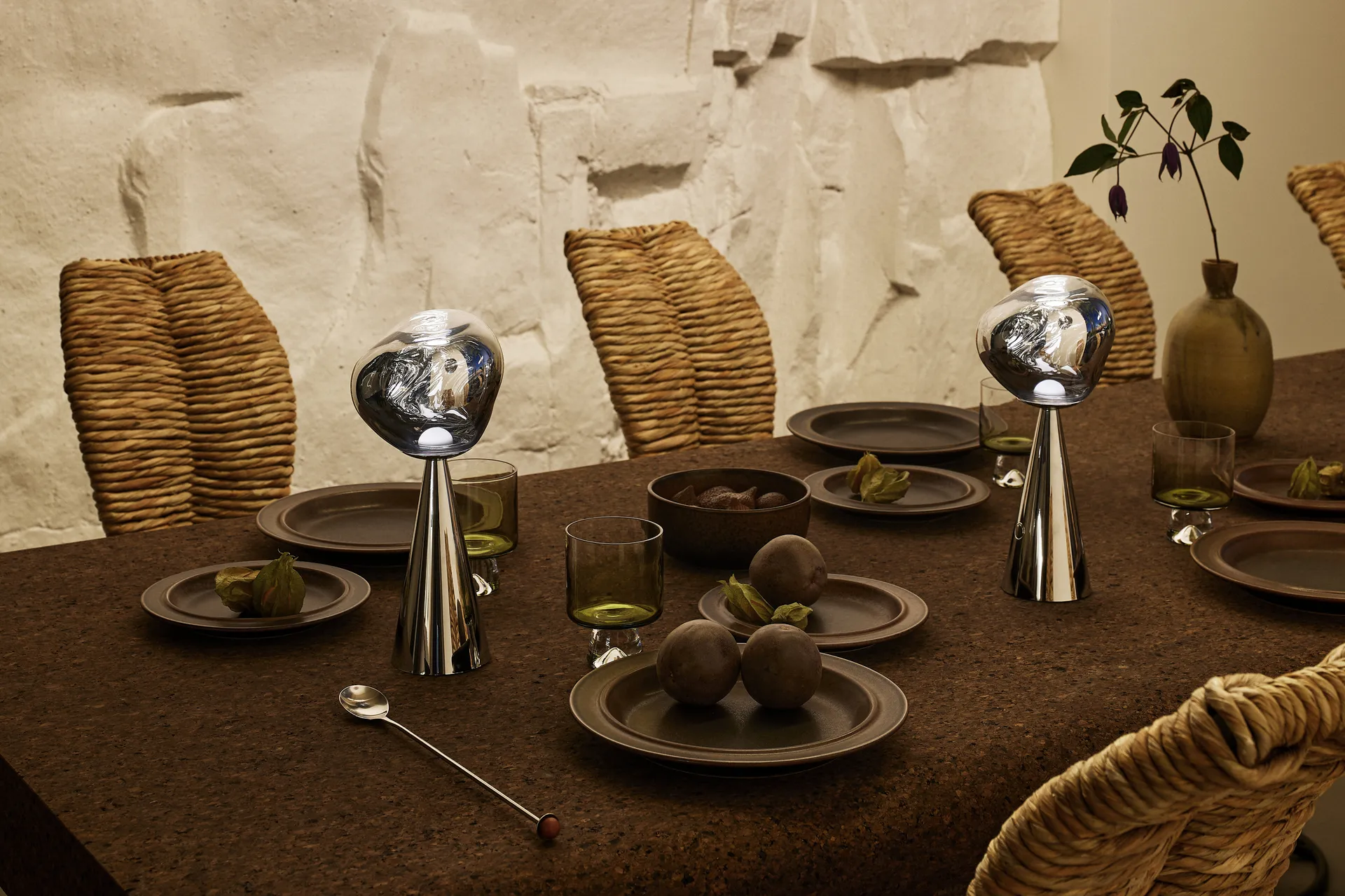 Melt Portable LED -pöytävalaisin 28,5 cm, Hopea Tom Dixon