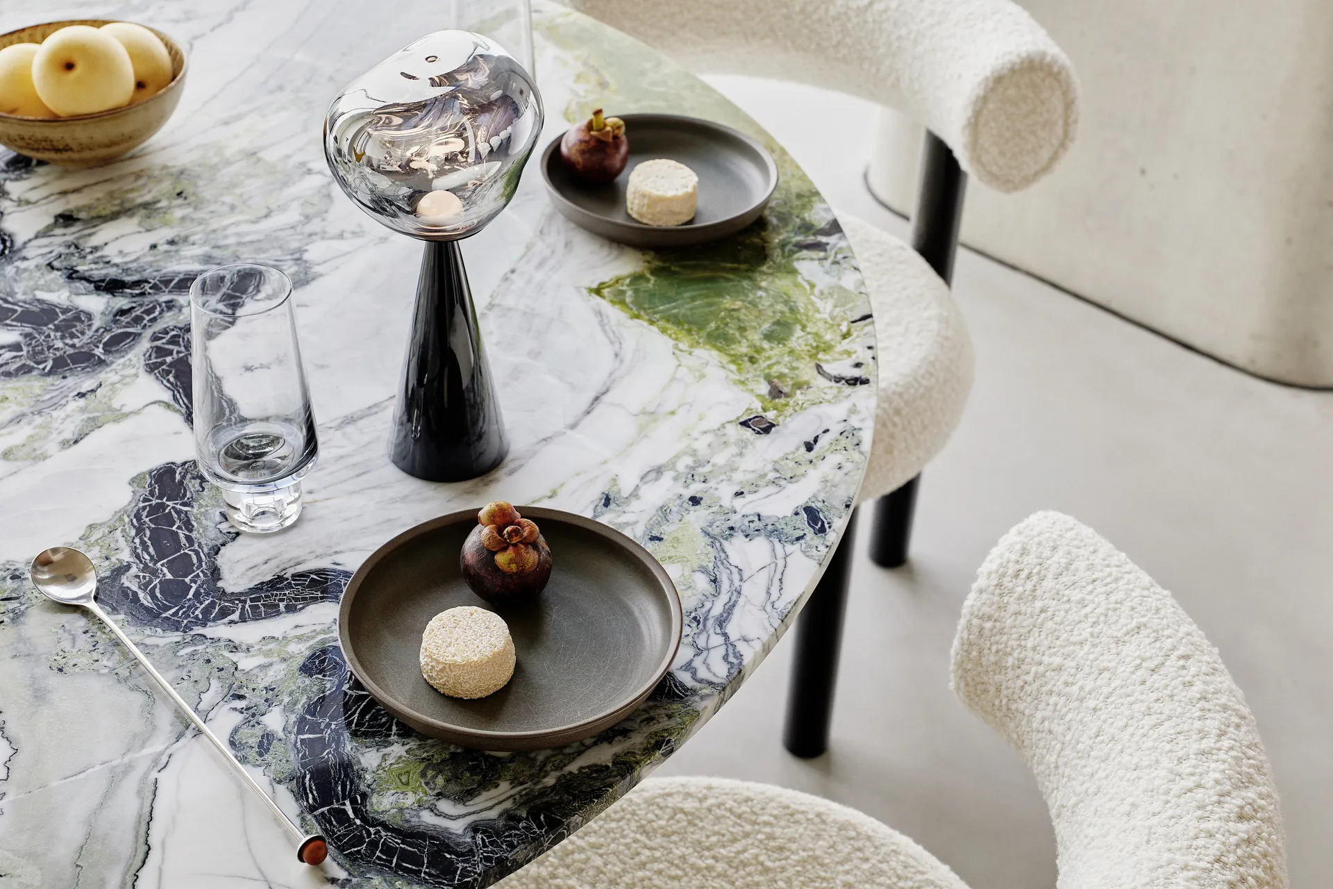 Melt Portable LED -pöytävalaisin 28,5 cm, Musta Tom Dixon