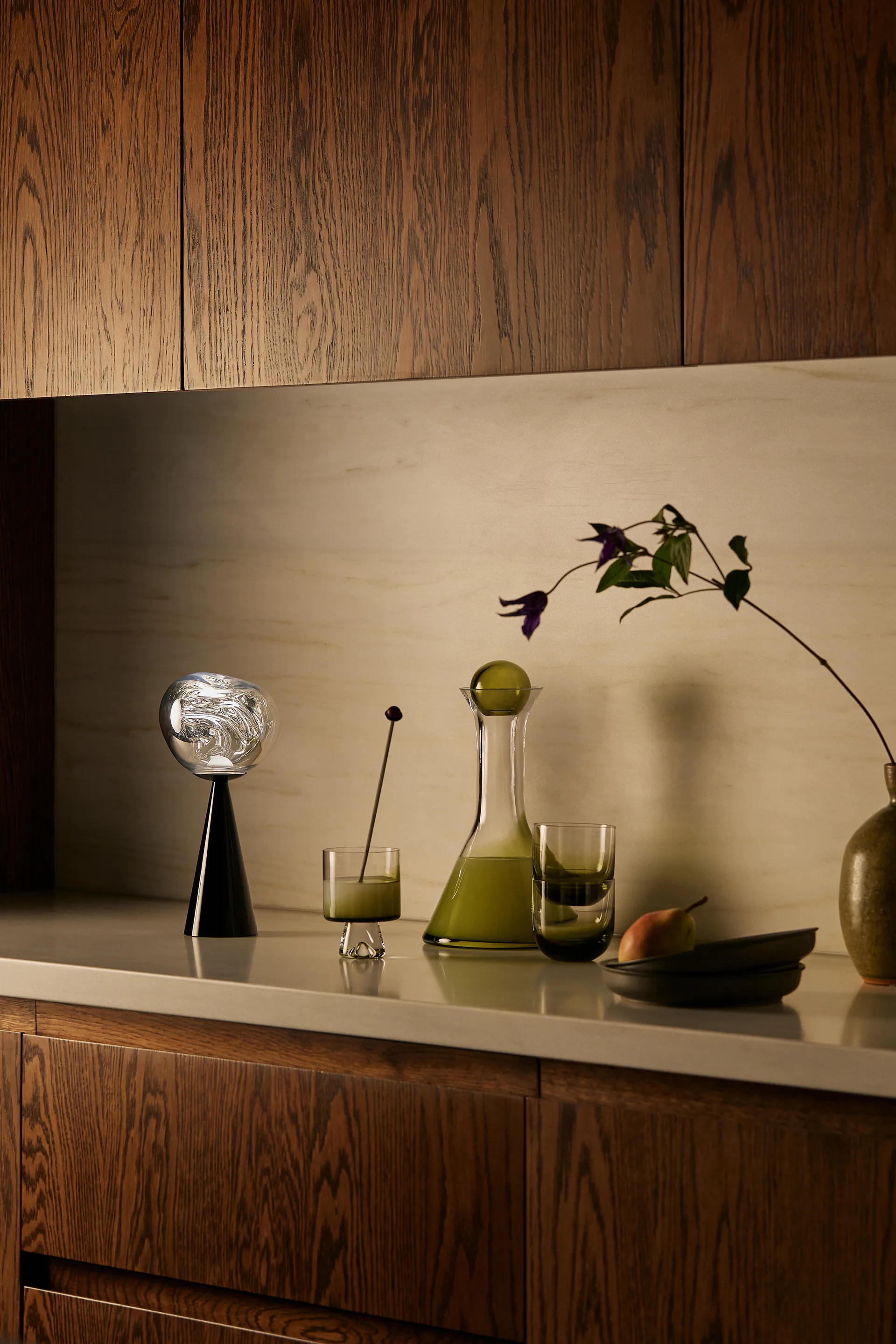 Melt Portable LED -pöytävalaisin 28,5 cm, Musta Tom Dixon