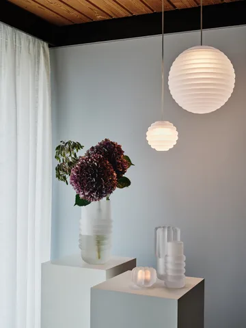 Press Medium -maljakko - Frosted - Tom Dixon