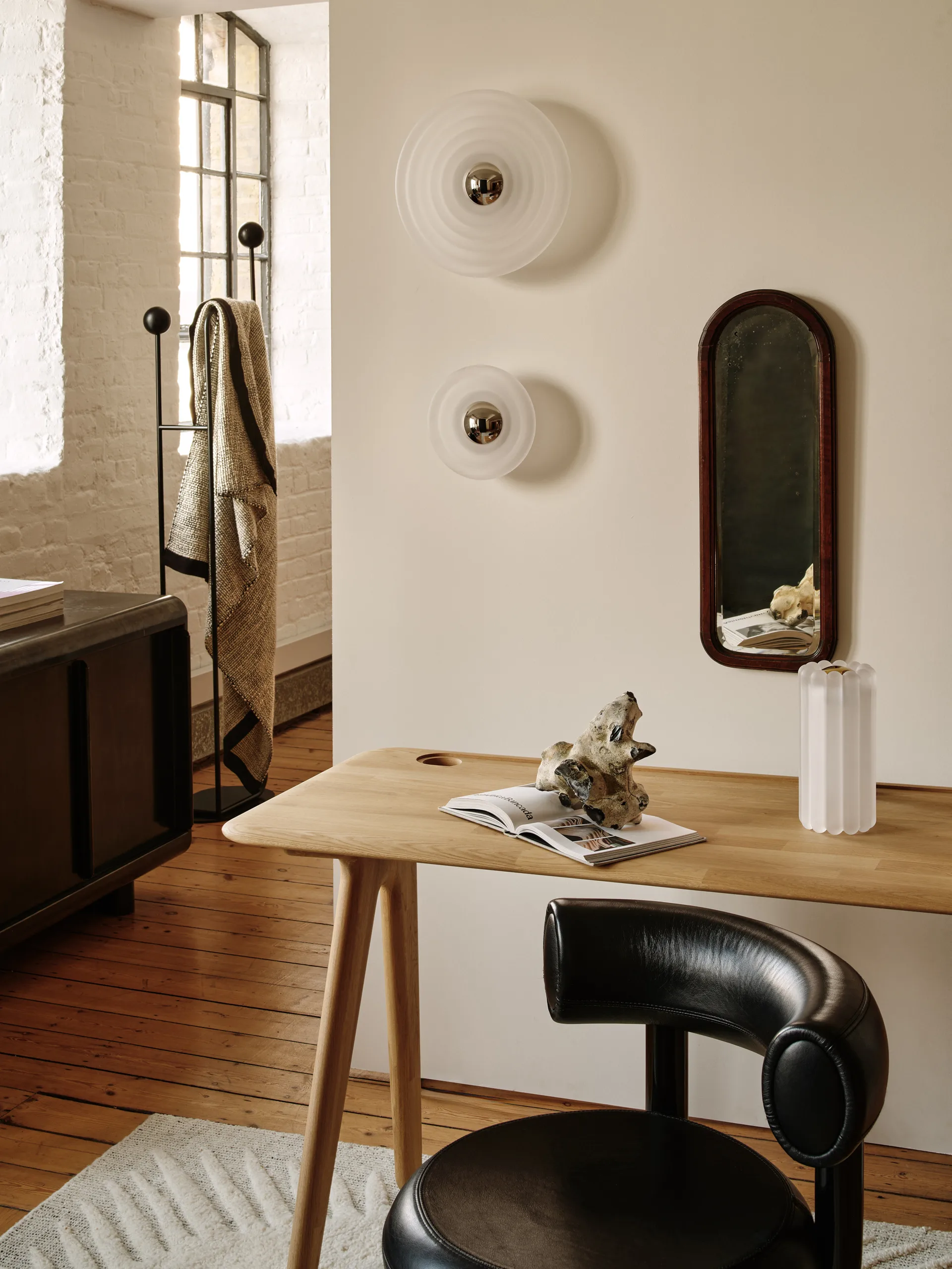 Press Surface seinälamppu mini LED 21,5 cm, Frosted  Tom Dixon