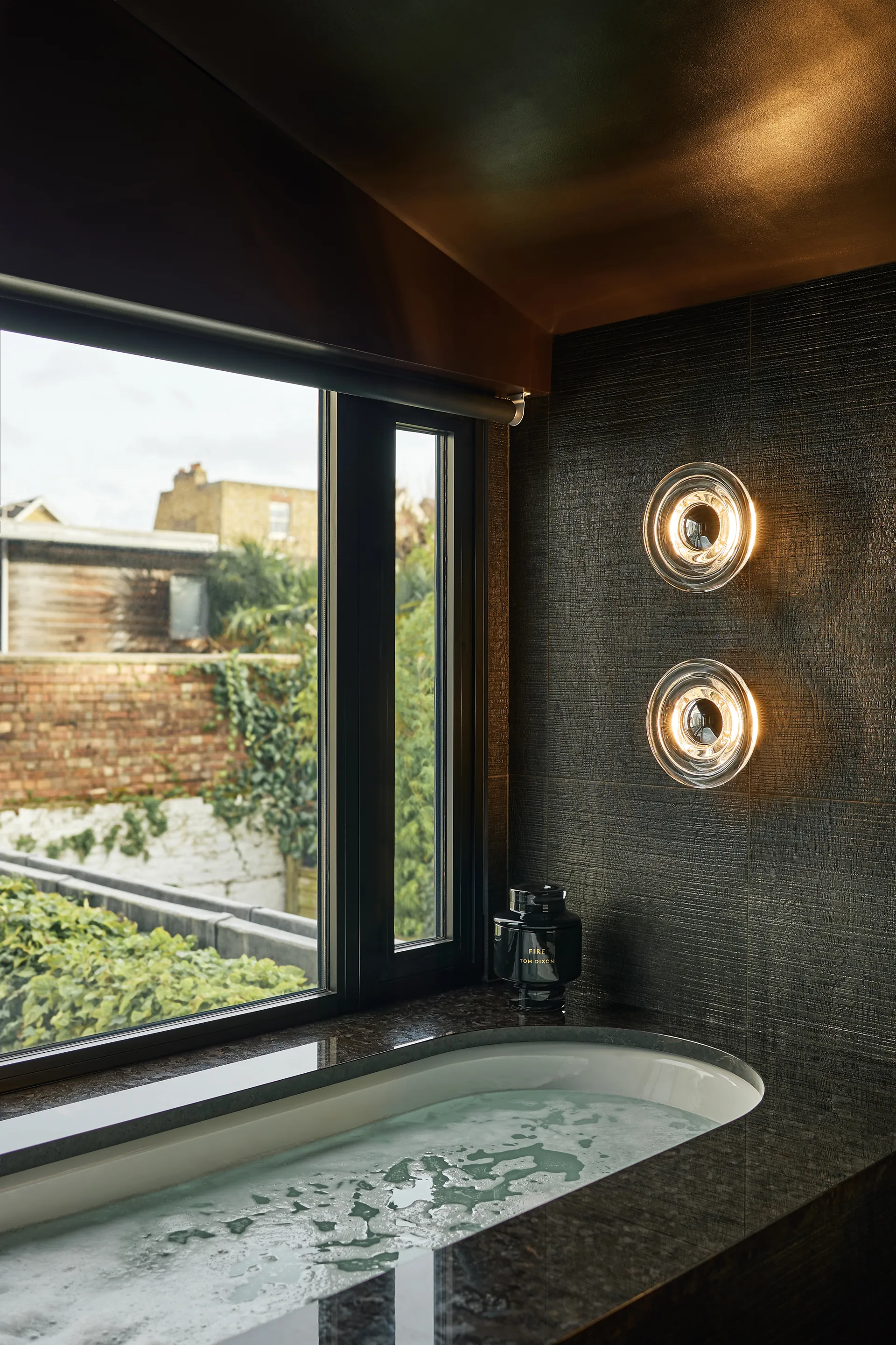 Press Surface seinälamppu mini LED 21,5 cm, Kirkas Tom Dixon