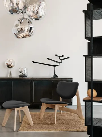 Slab lounge-tuoli verhoiltu istuin - Natural oak-black leather - Tom Dixon