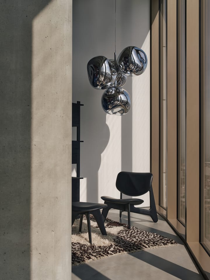 Slab loungestuoli päällystetty istuin, Musta tervaleppä-black leather Tom Dixon