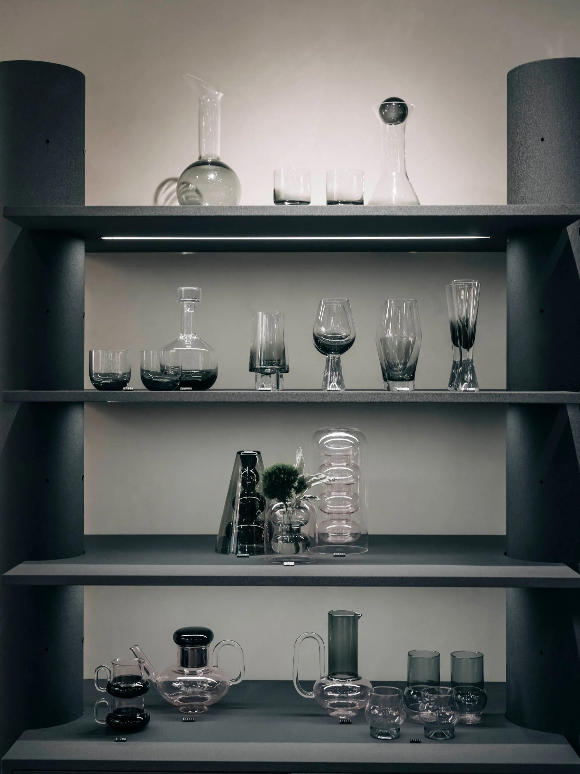 Tank viskilasi, 2-pakkaus, Musta Tom Dixon