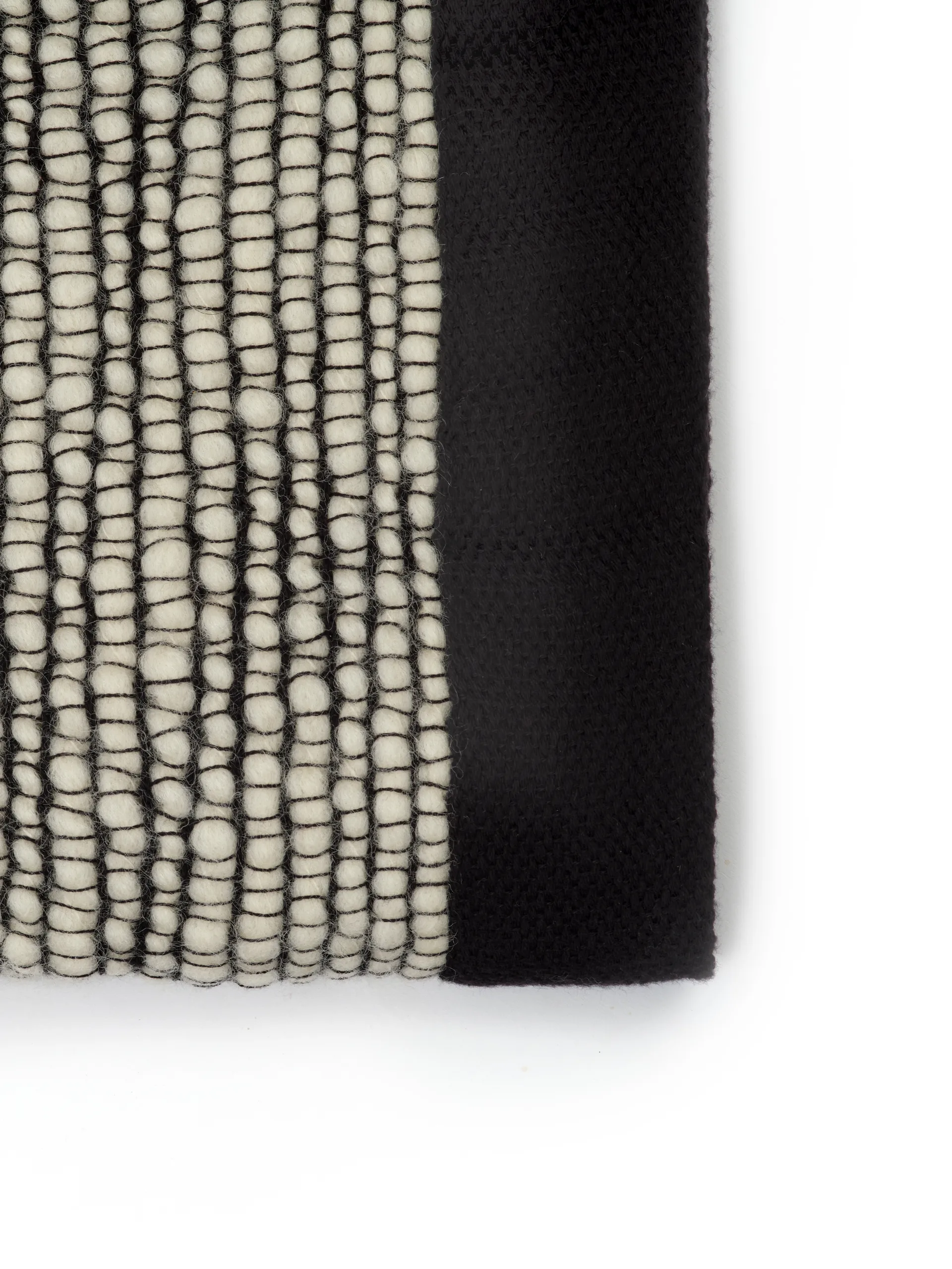 Thread viltti 140x180 cm, Musta & Valkoinen Tom Dixon