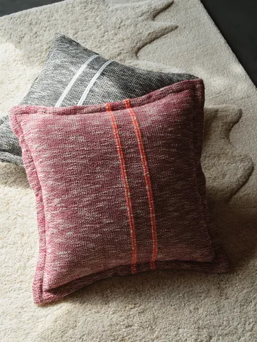 Track koristetyyny - Burgundy, 56x56 cm - Tom Dixon