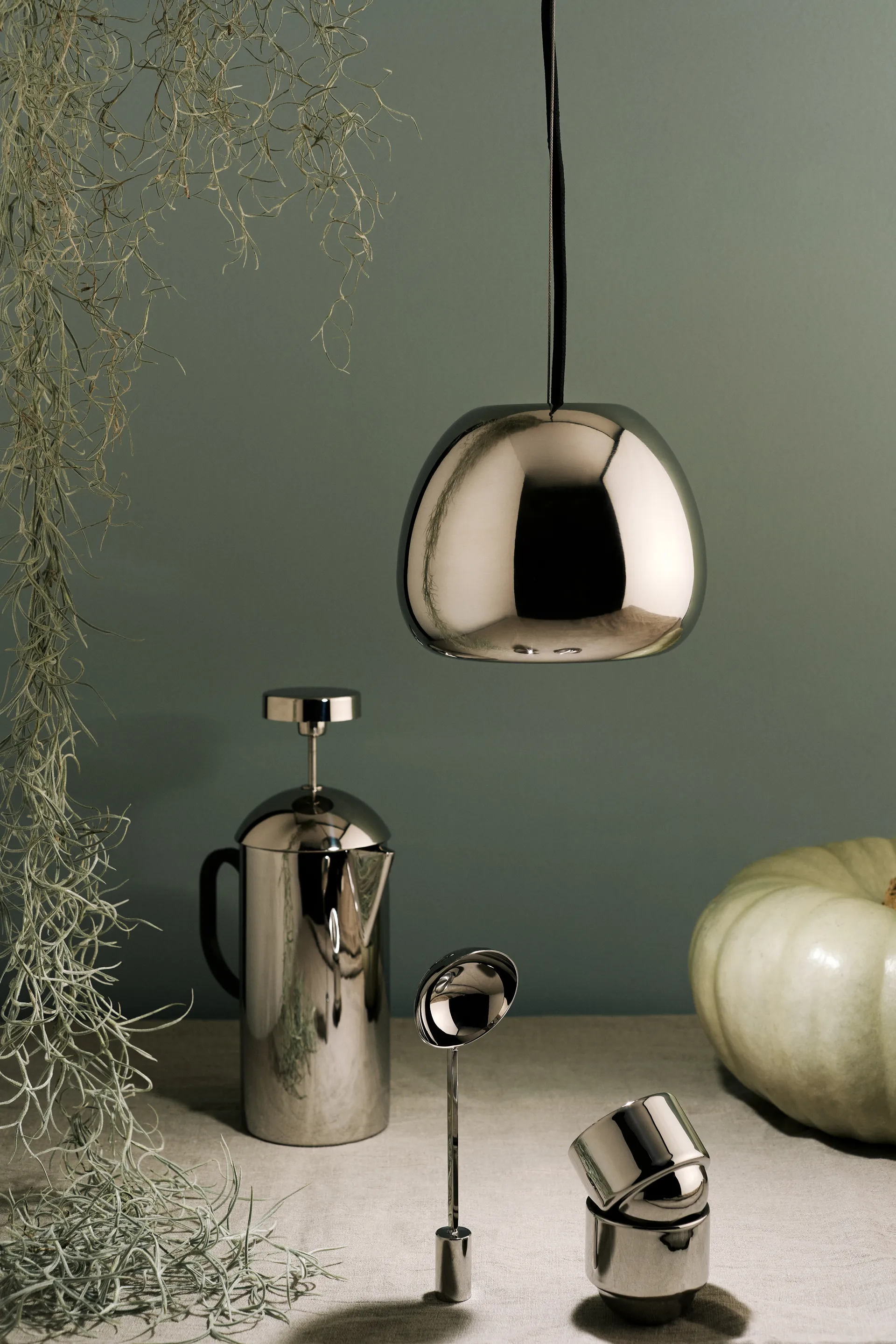 Void-riippuvalaisin mini LED Ø15,5 cm, Ruostumaton teräs Tom Dixon