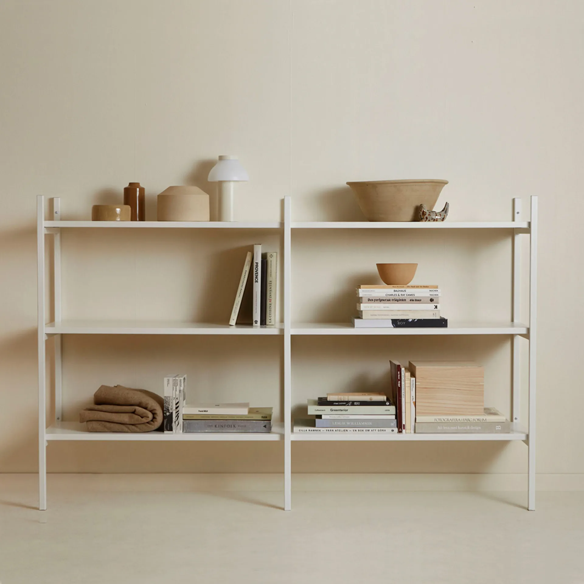 Portal-kirjahylly small, Off white, 158 cm TÔNN furniture