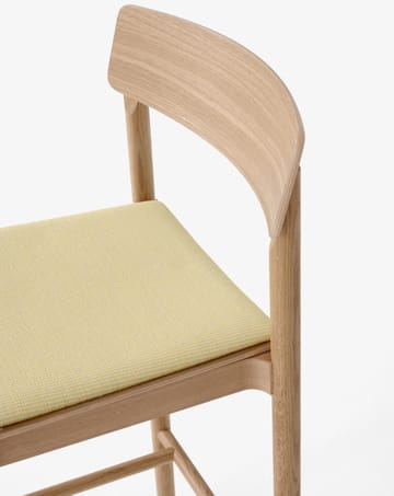 Betty TK17 Bar Chair baarituoli 75 cm - Fuse 0421-lakattu tammi - &Tradition