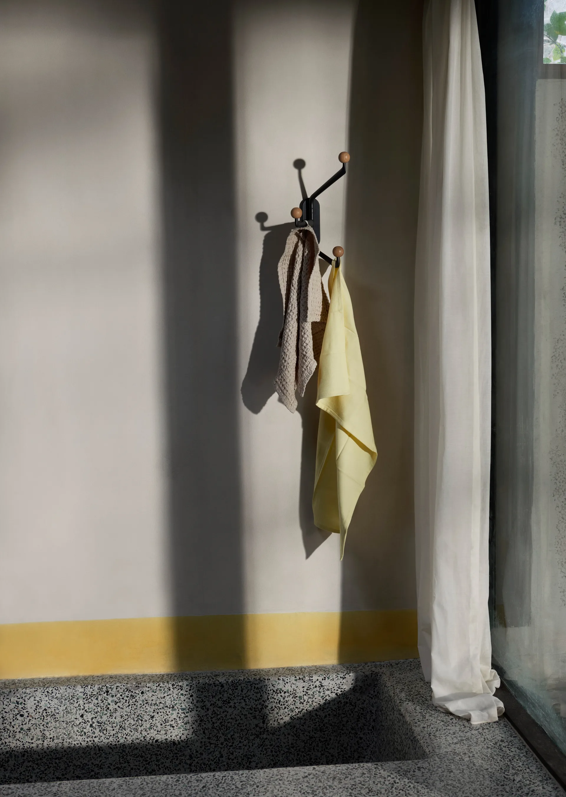 Capture SC75 -koukku large 3-vartinen, Graphite-Oak &Tradition