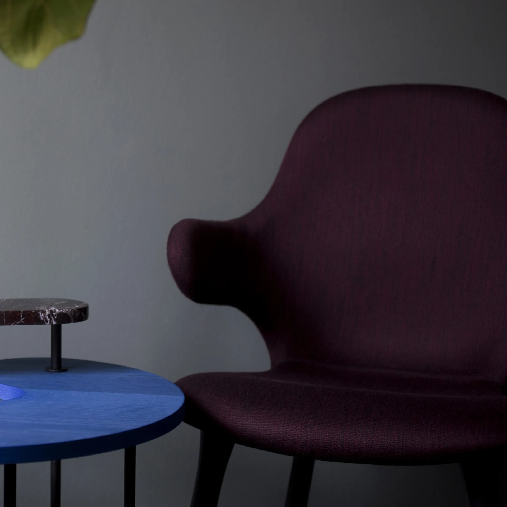 Catch JH1 -tuoli, Remix 662 dark red-musta tammi &Tradition