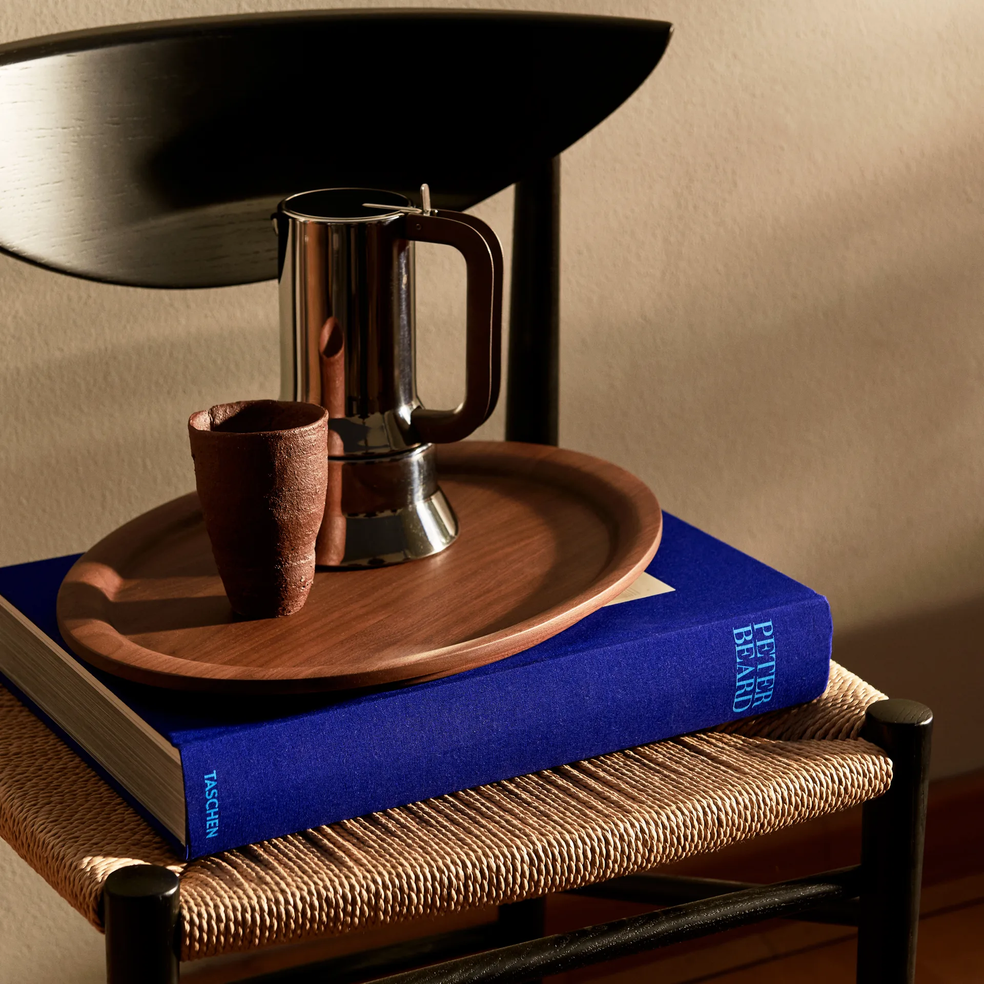 Drawn tuoli HM3, Musta tammi &Tradition