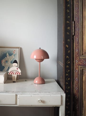 Flowerpot kannettava pöytävalaisin VP9 - Beige red - &Tradition