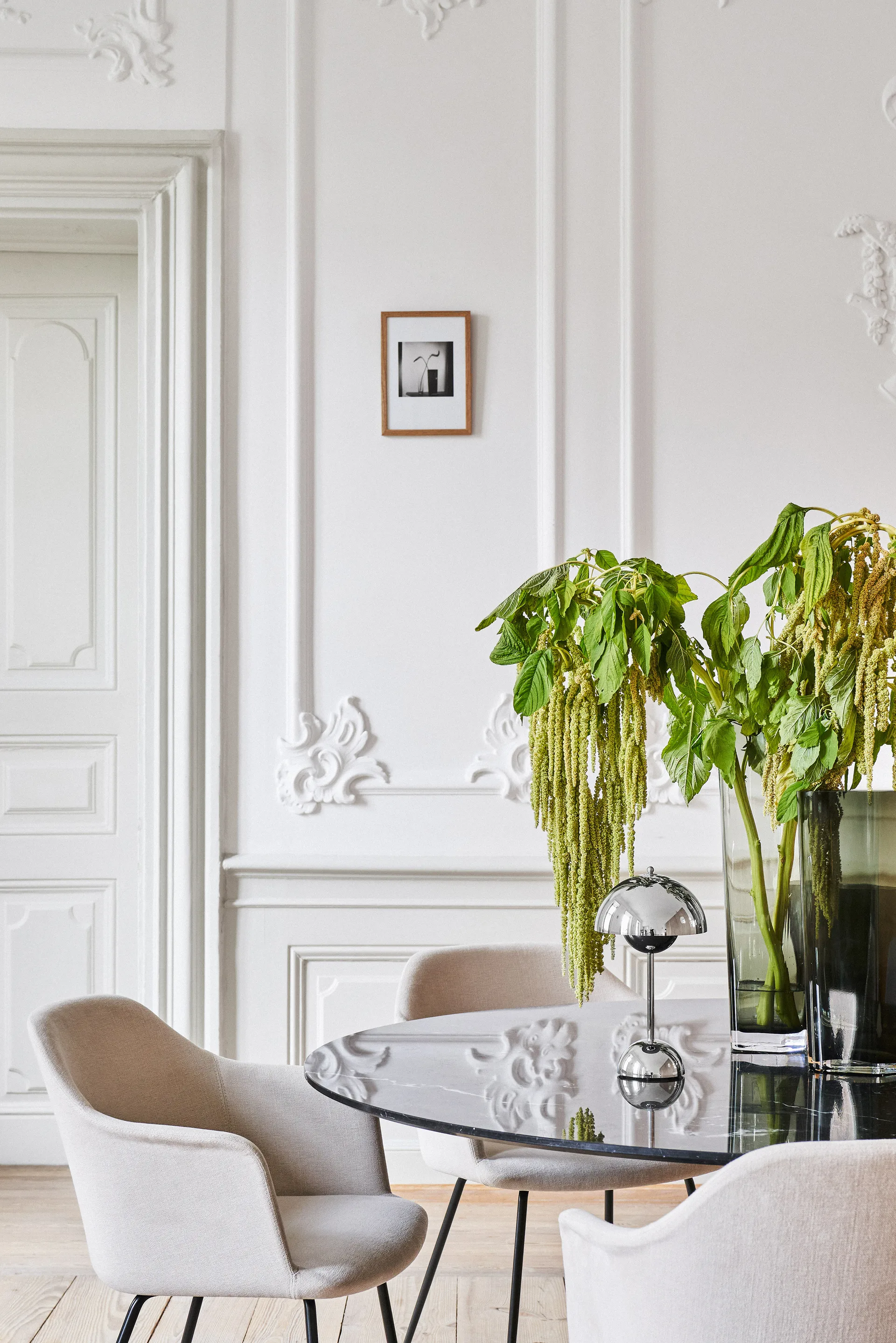 Flowerpot kannettava pöytävalaisin VP9, Chrome &Tradition