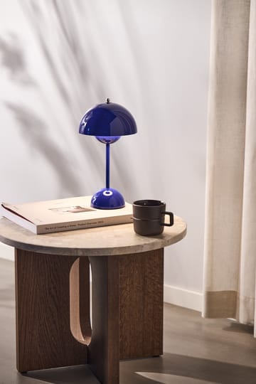 Flowerpot kannettava pöytävalaisin VP9 - Cobalt blue - &Tradition