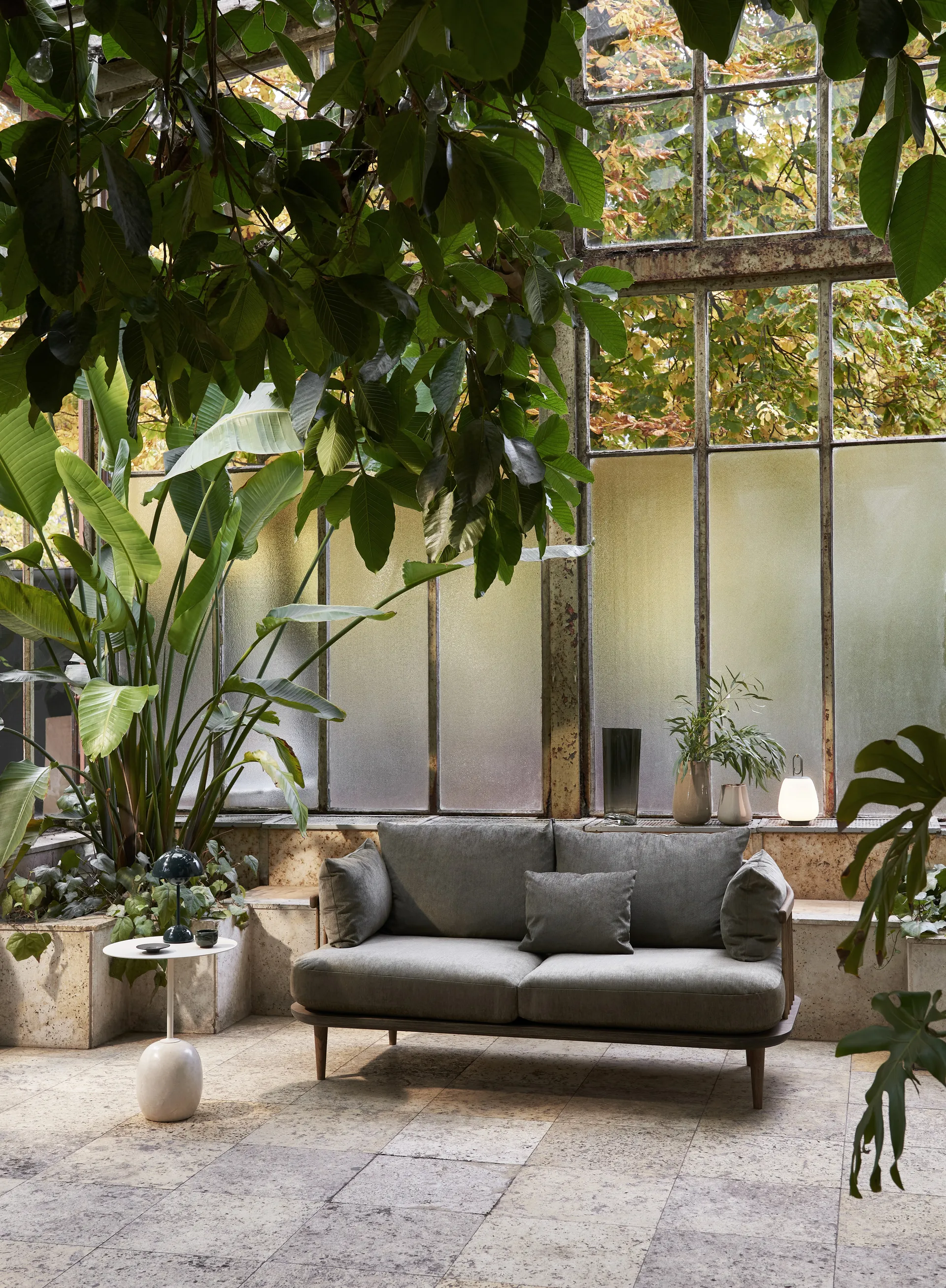 Flowerpot kannettava pöytävalaisin VP9, Dark green &Tradition