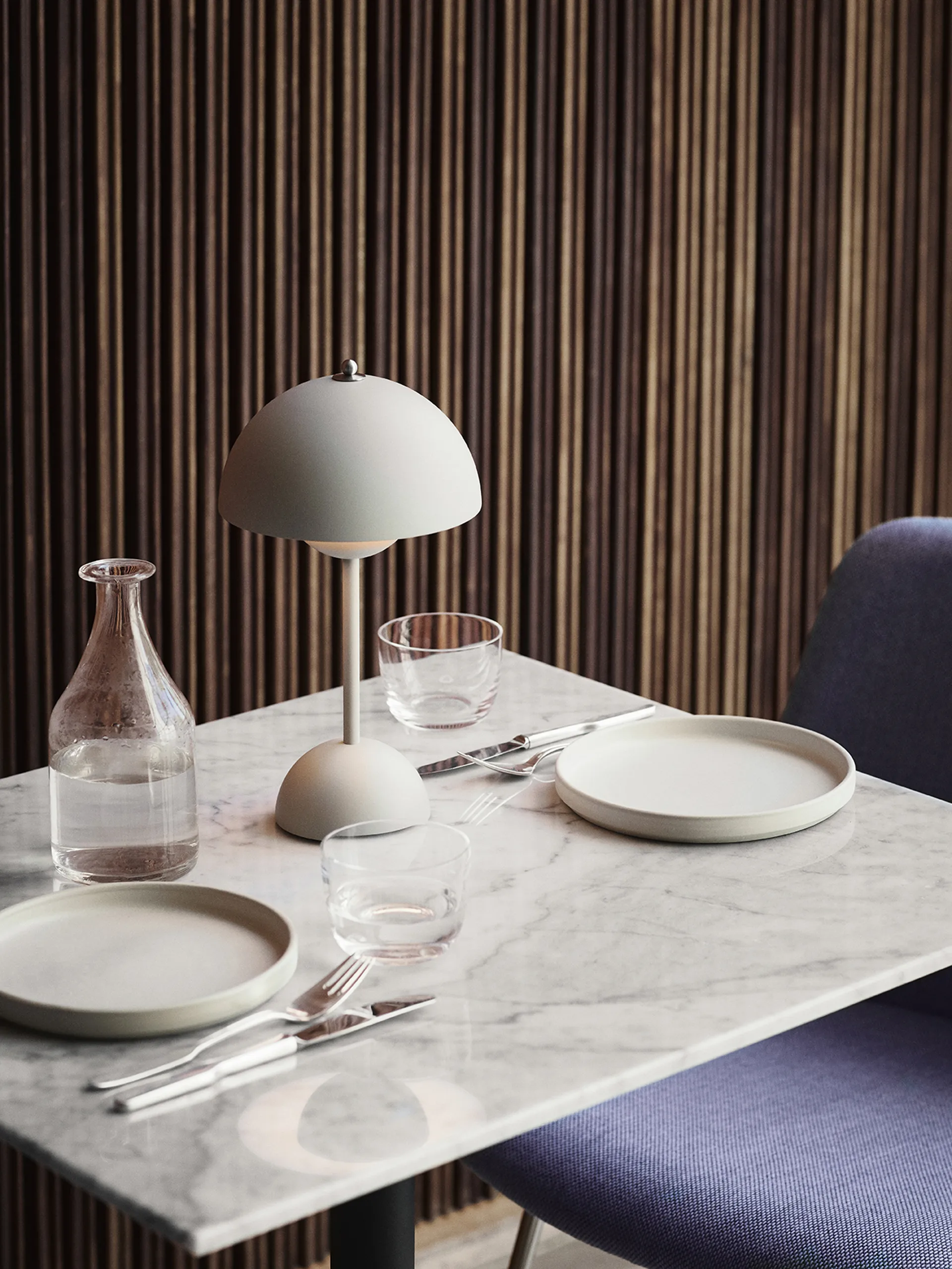 Flowerpot kannettava pöytävalaisin VP9, Matt white &Tradition