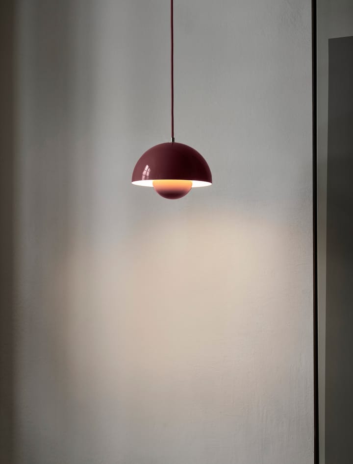 Flowerpot VP1 riippuvalaisin, Dark plum &Tradition