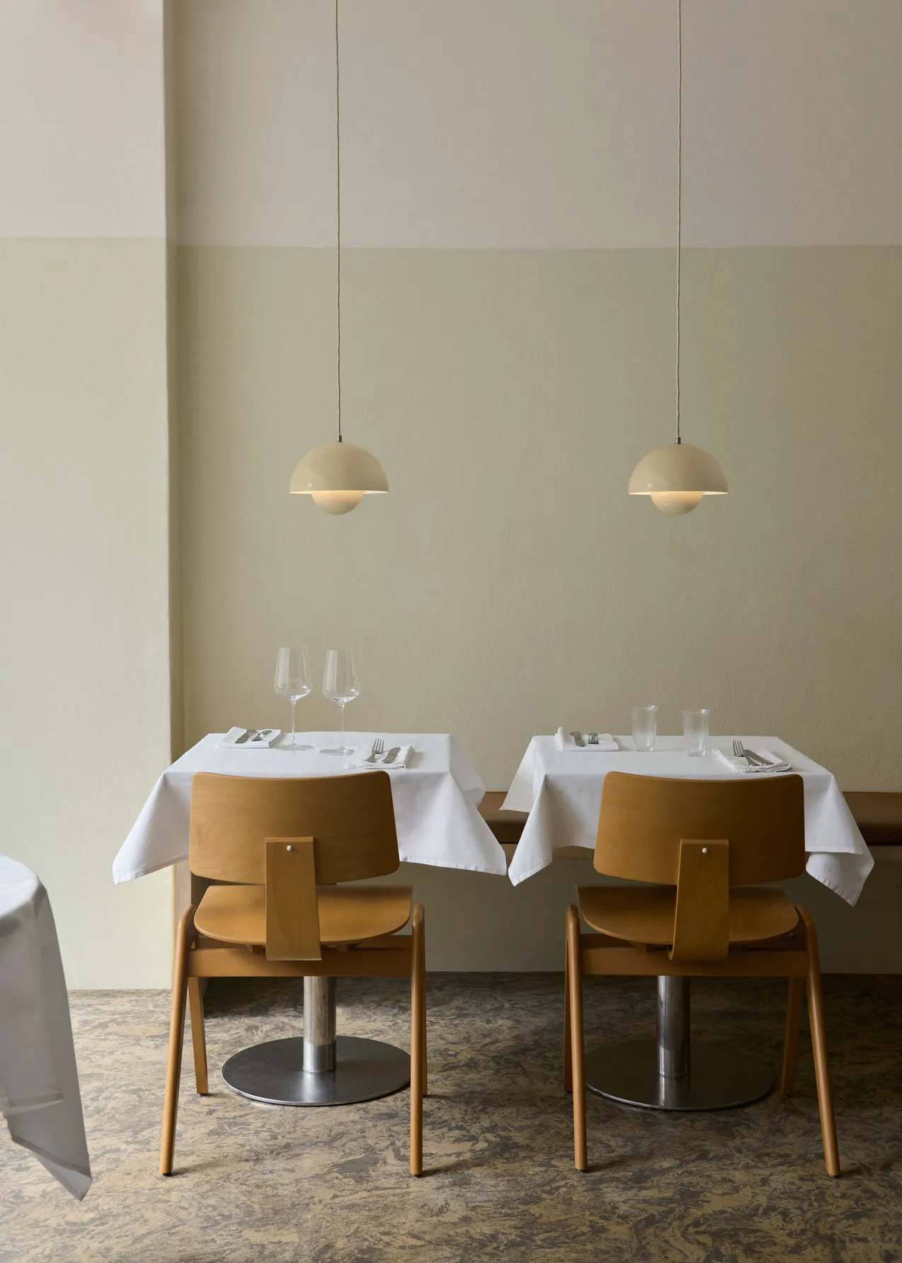 Flowerpot VP1 riippuvalaisin, Ivory &Tradition