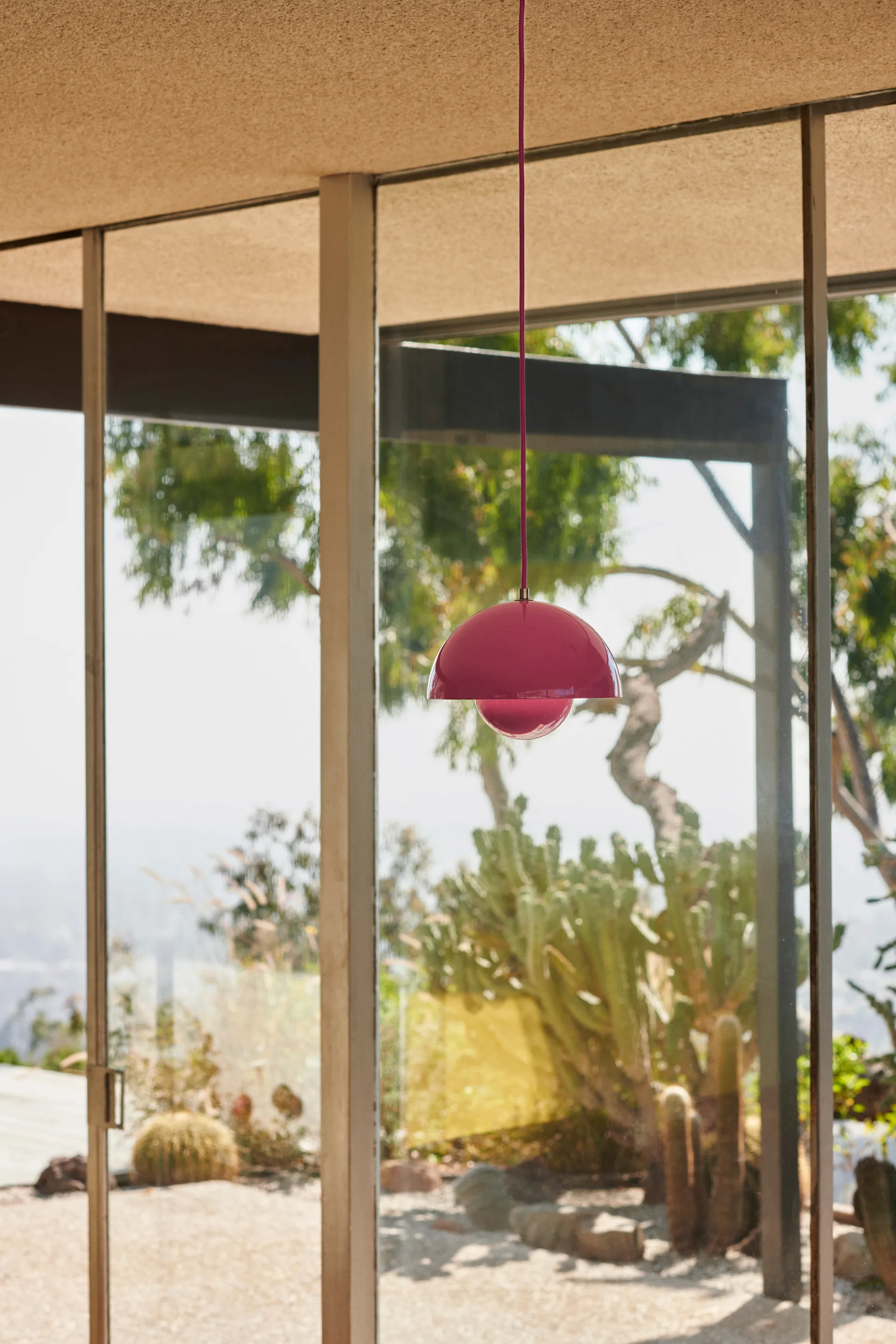 Flowerpot VP1 riippuvalaisin, Tangy pink &Tradition