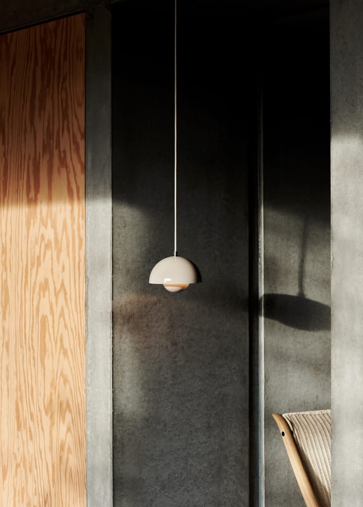 Flowerpot VP10 riippuvalaisin, Grey beige &Tradition