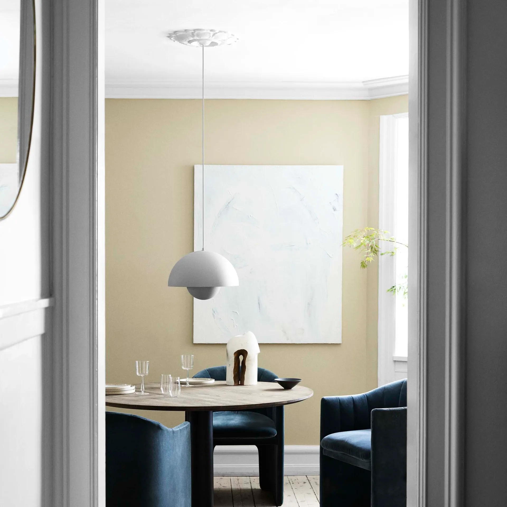 Flowerpot VP7 riippuvalaisin, Matta vaaleanharmaa &Tradition