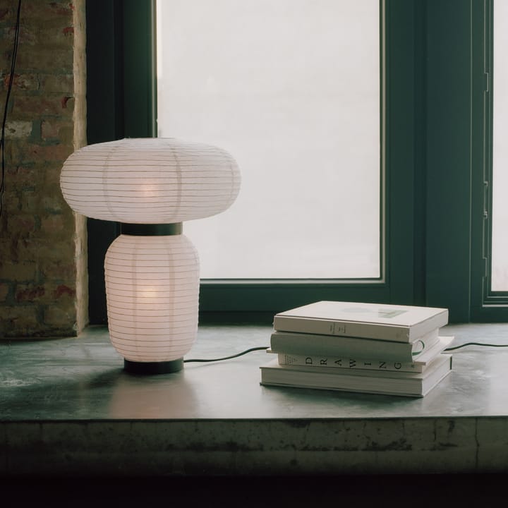 Formakami JH18 -pöytävalaisin, Ivory white &Tradition