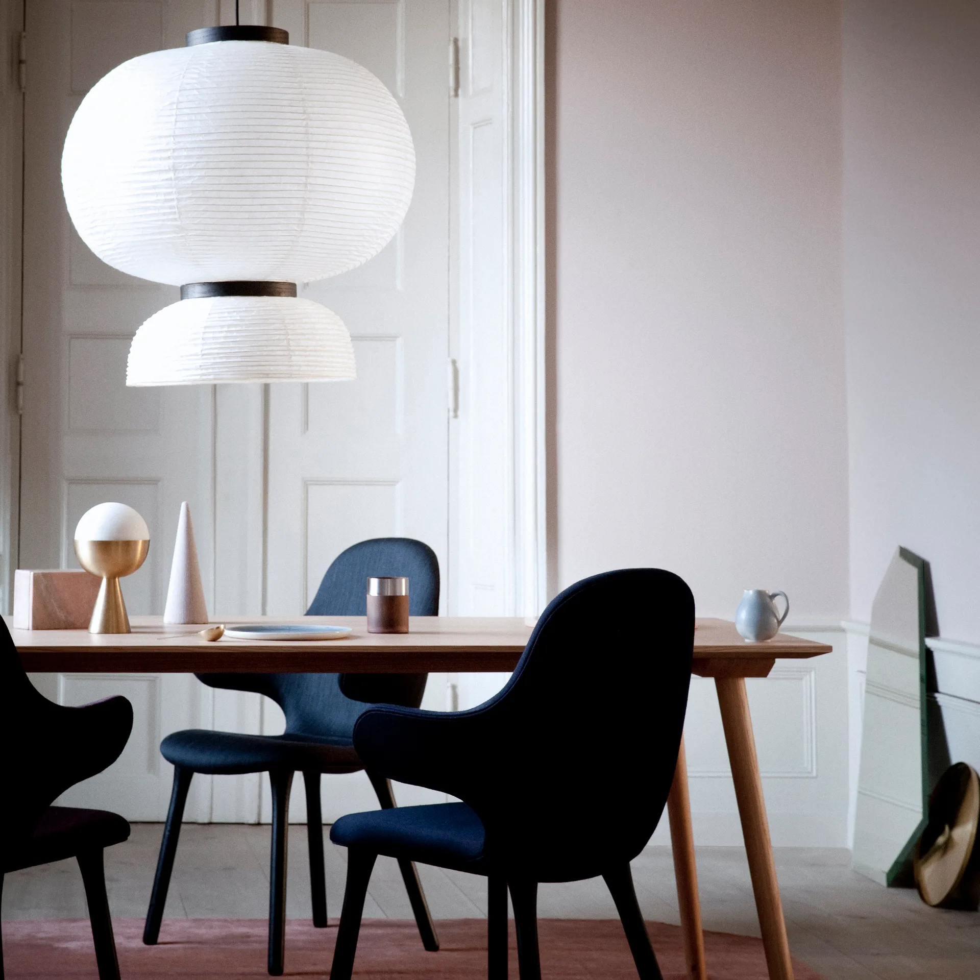 Formakami-kattovalaisin, JH5 &Tradition