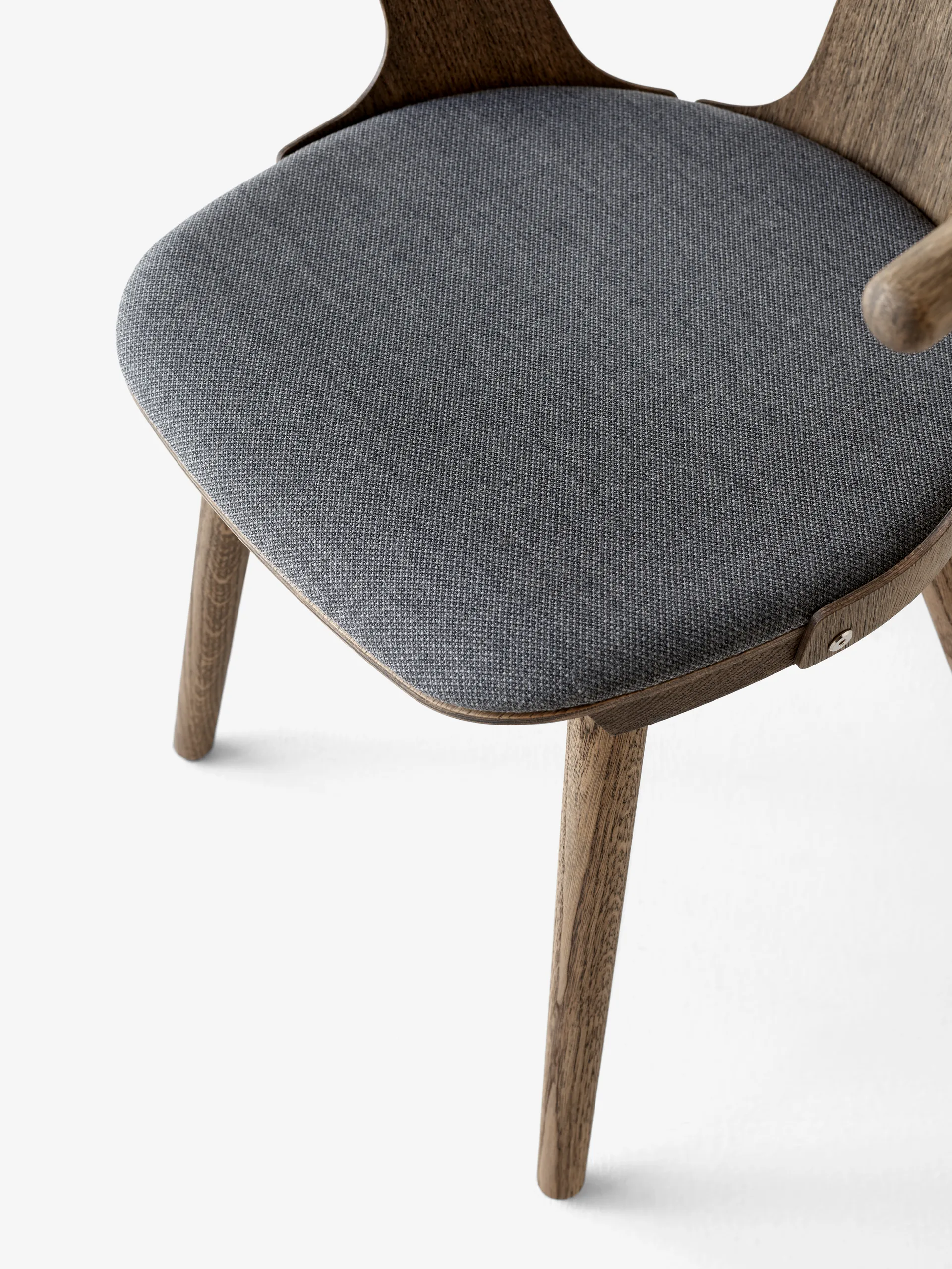 In Between SK2 tuoli, Savustettu öljytty tammi-Fiord 171 &Tradition