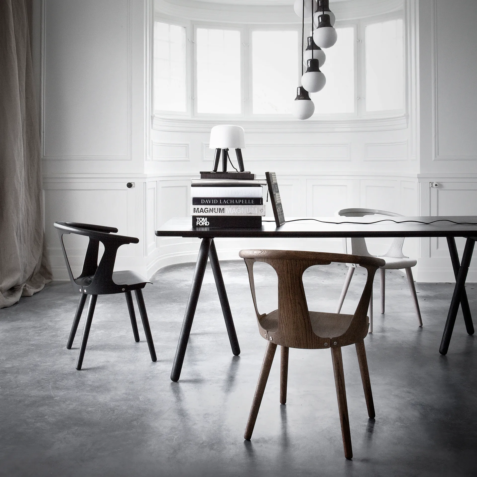 In Between tuoli SK1, öljytty savutammi &Tradition