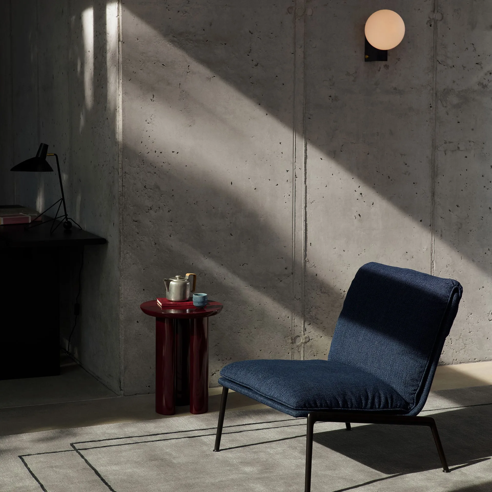 Journey SHY2 -seinävalaisin, Steel blue &Tradition