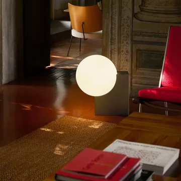 Journey SHY4 lattiavalaisin - Harjattu teräs opaalilasi - &Tradition