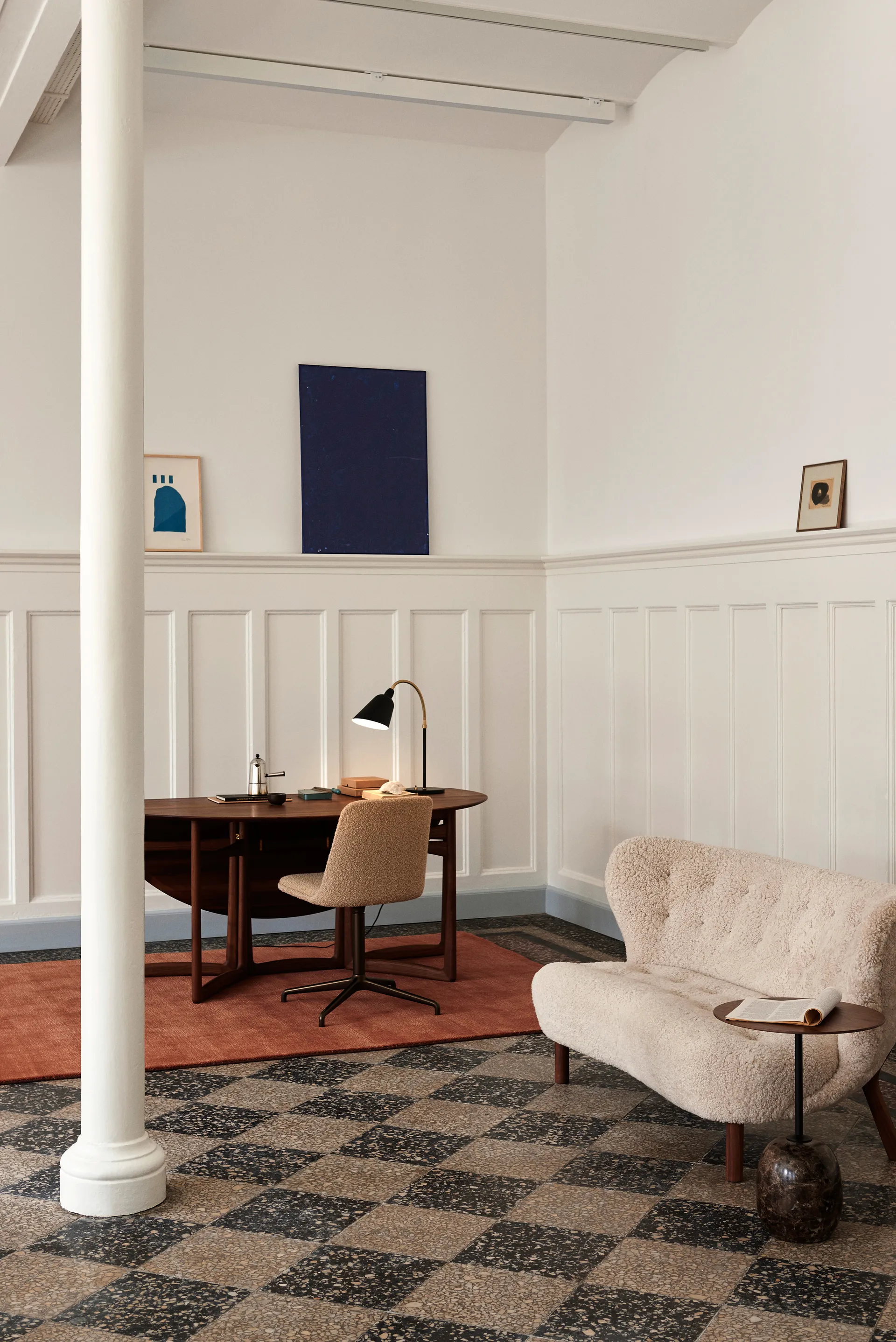 Little Petra VB2 -sohva, Öljytty saksanpähkinä-Moonlight  &Tradition