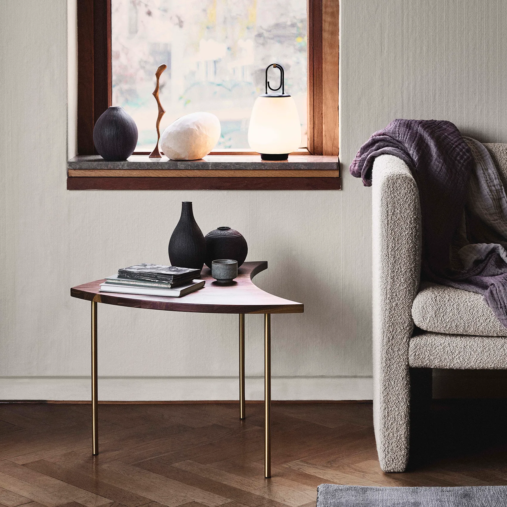 Lucca pöytävalaisin SC51, Musta &Tradition