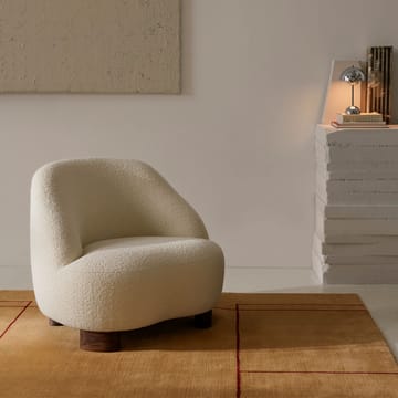 Margas LC1 -nojatuoli - Karakorum 001 valkoinen-saksanpähkinäjalat - &Tradition